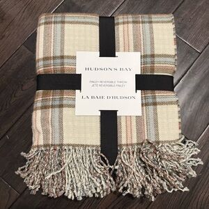 Hudson's Bay Plaid Throw Blanket - Cream and Brown